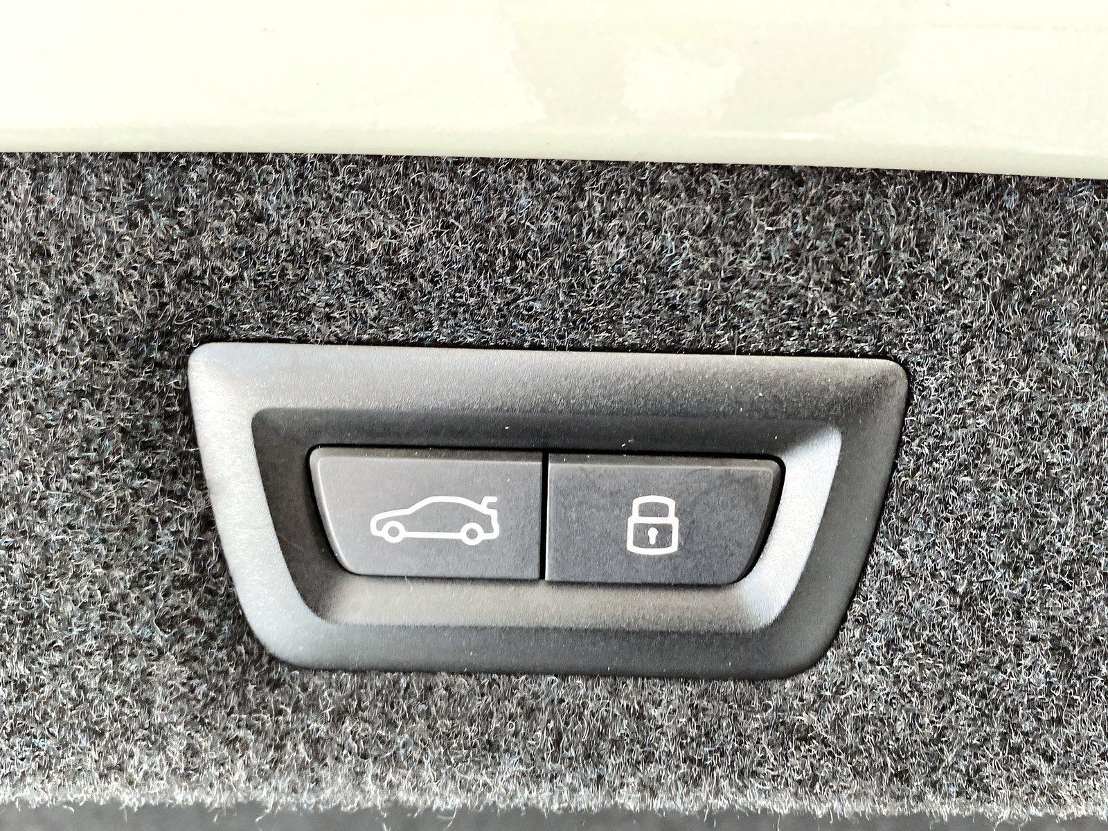 BMW M8 Competition Coupé Gran Coupé xDrive