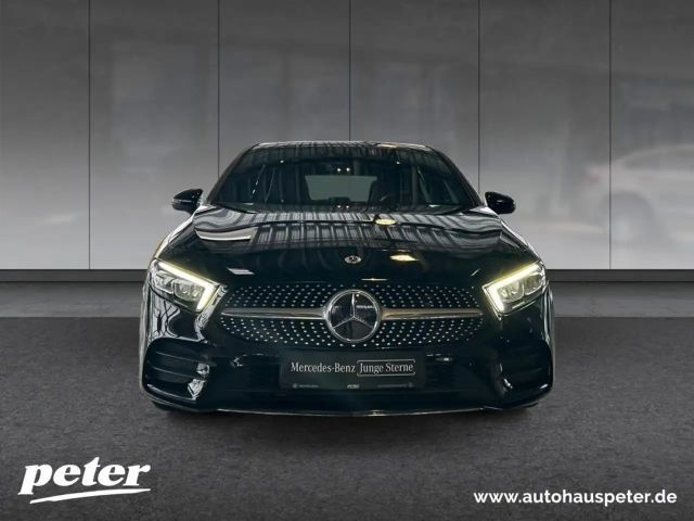 Mercedes-Benz A 200 AMG Line