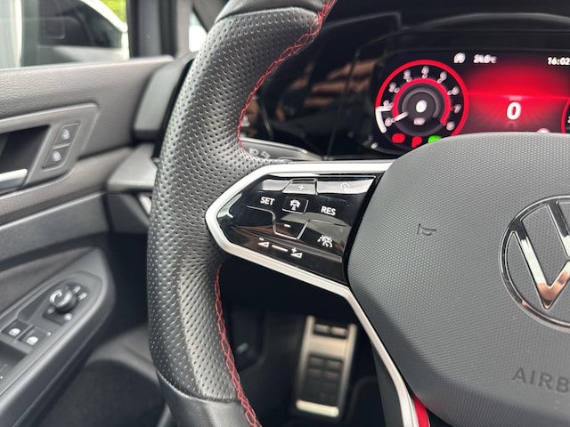 Volkswagen Golf Business GTI