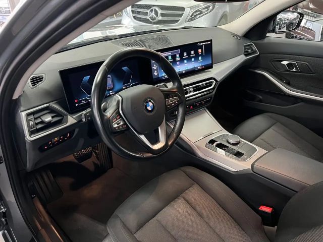 BMW 320 320d Touring xDrive