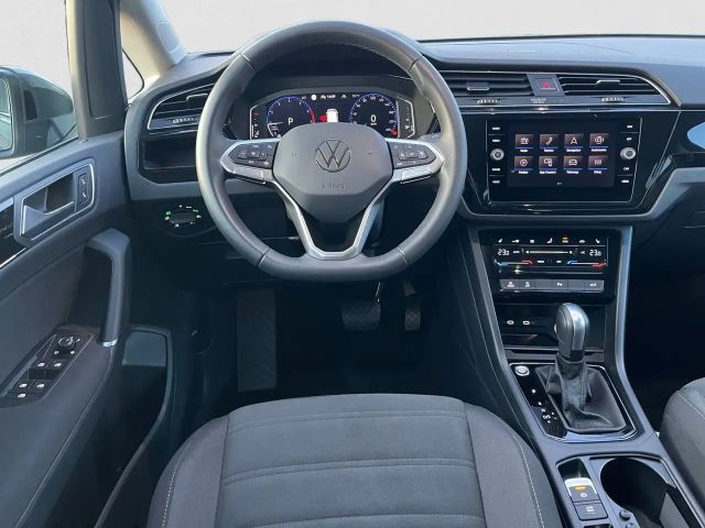 Volkswagen Touran DSG Highline