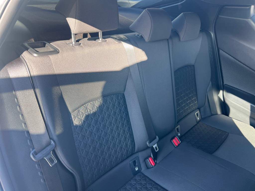 Toyota C-HR 5-deurs Plus