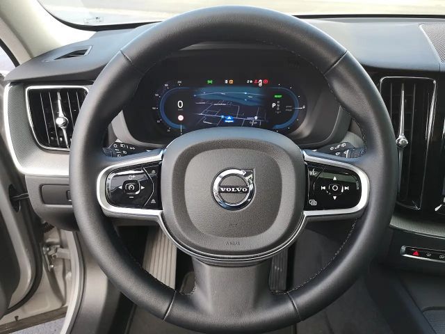 Volvo XC60 AWD Dark Plus T6