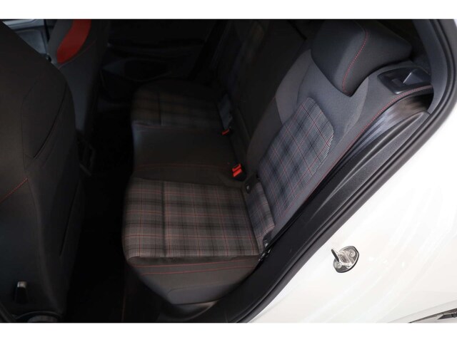 Volkswagen Golf 2.0 TSI