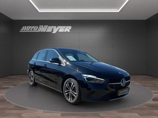 Mercedes-Benz B 200 Progressive Sedan