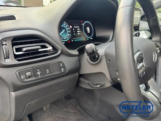 Hyundai i30 Advantage Hybrid T-GDi