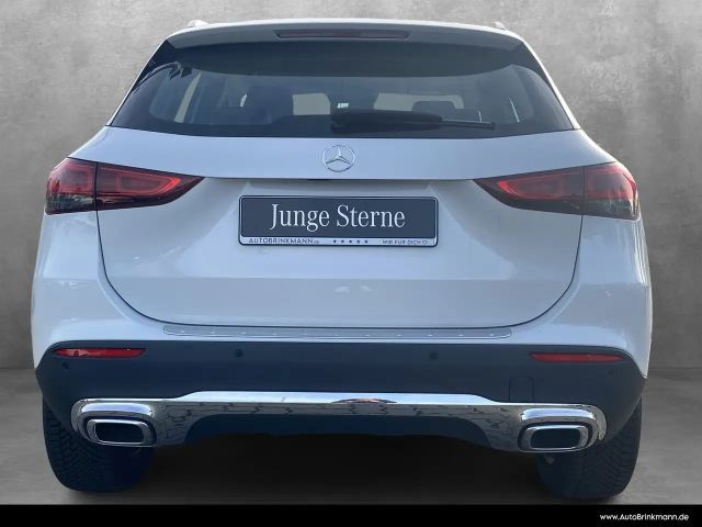 Mercedes-Benz GLA 200 Progressive