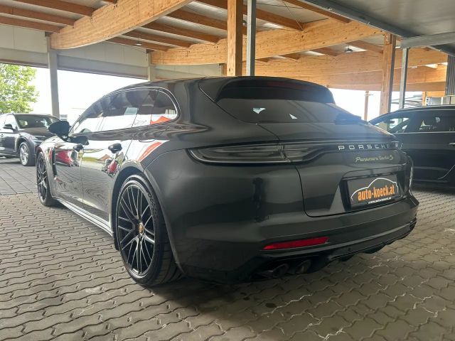 Porsche Panamera E-Hybrid S Turbo