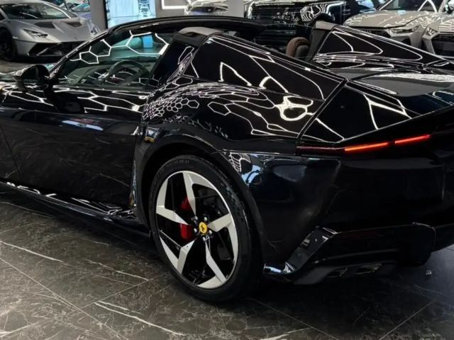 Ferrari 12Cilindri SPIDER INDIVIDUAL MASSAGE JBL 26 NEW