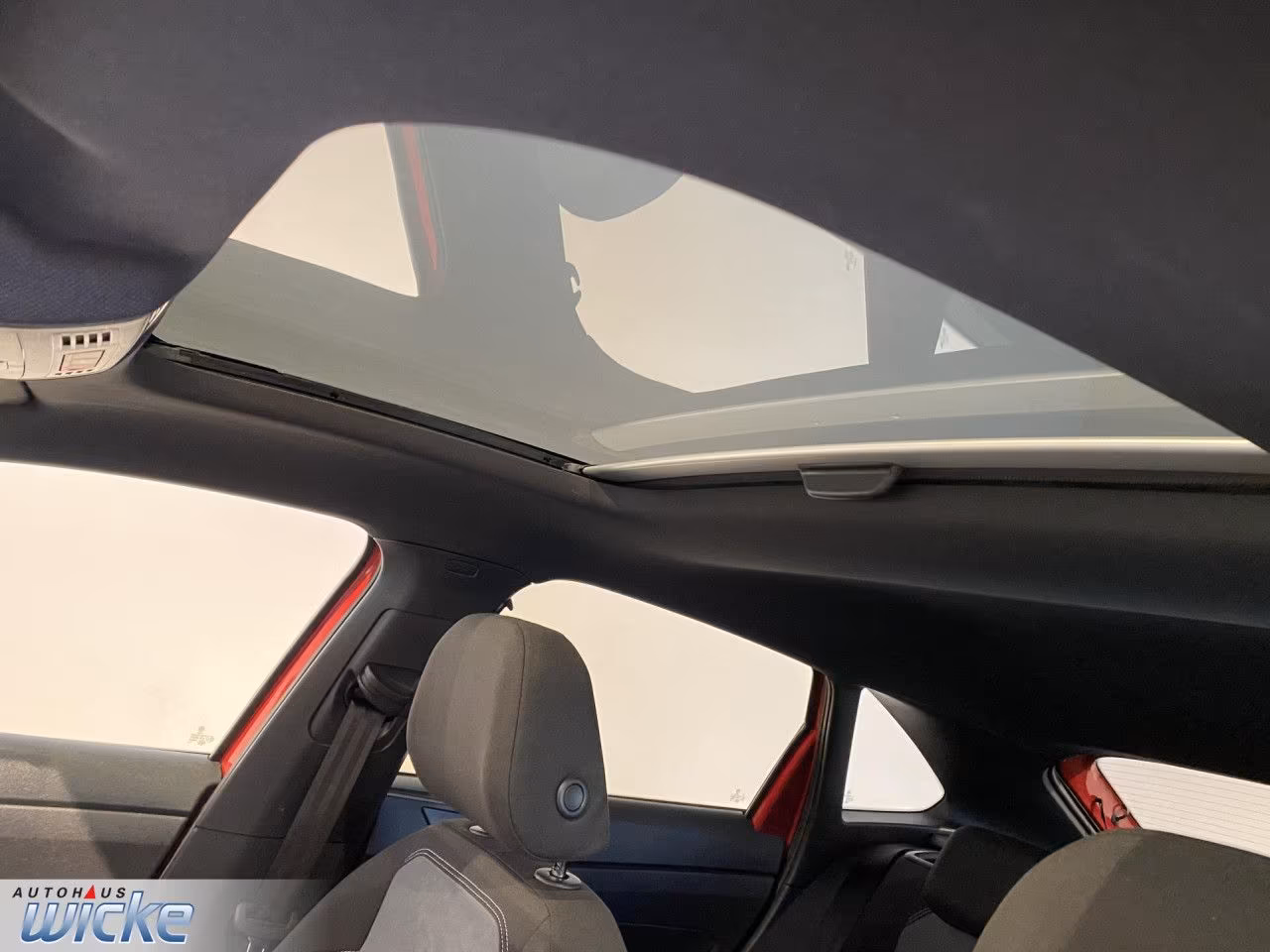 Volkswagen Taigo 1.0 TSI R-Line