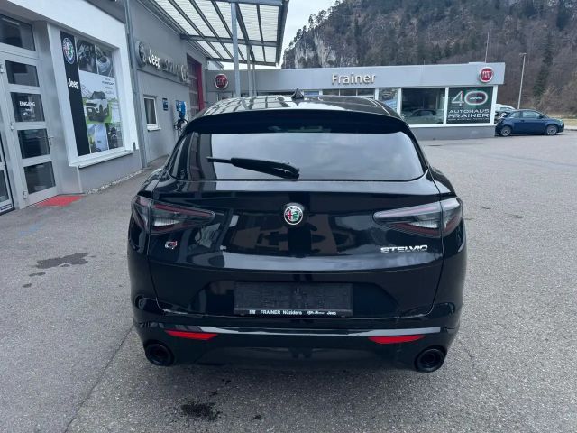 Alfa Romeo Stelvio Q4 Veloce
