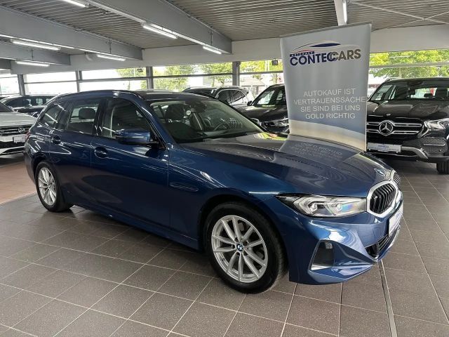 BMW 320 320d Touring xDrive