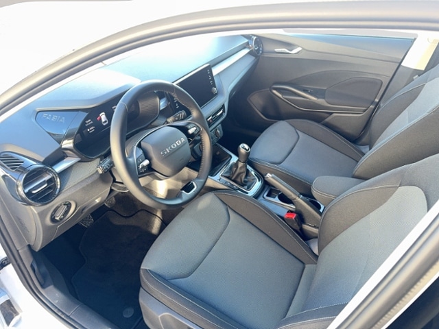 Skoda Fabia 1.0 MPI, Sicherheitspaket, Licht & Sicht Paket, SunSet, 5 Gang