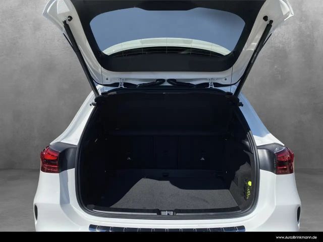 Mercedes-Benz GLA 200 AMG Line