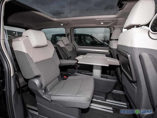 Volkswagen Multivan 2.0 TDI Life T7