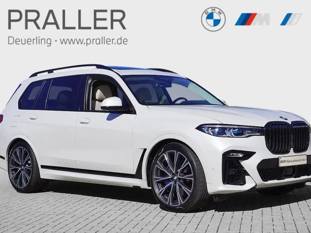 BMW X7 M50i