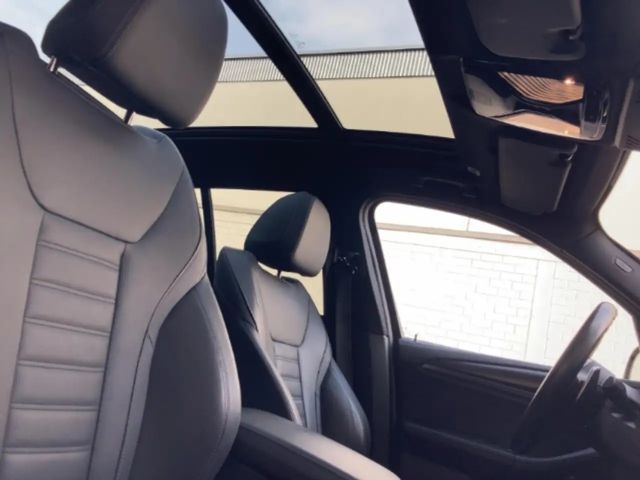 BMW X3 i Sportpaket HUD AD El. Panodach Panorama Navi Led