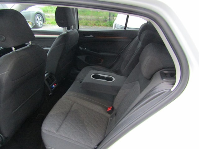Volkswagen Golf 2.0 TDI DSG