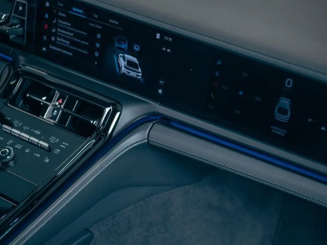 Porsche Panamera 4 E-Hybrid