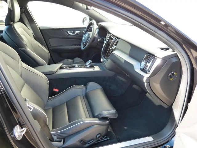 Volvo S60 Dark Plus