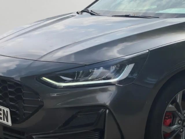 Ford Focus EcoBoost Limited ST Line