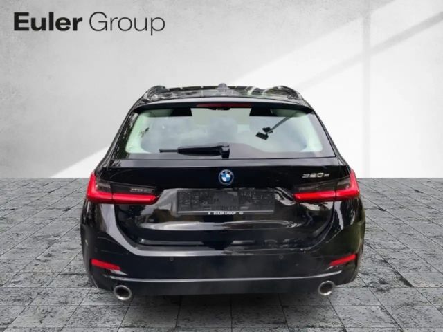 BMW 320 320e Touring