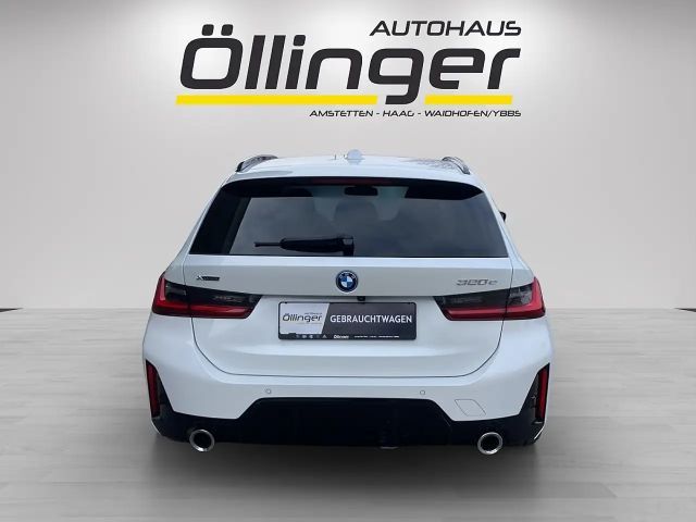 BMW 320 320e M-Sport Touring xDrive
