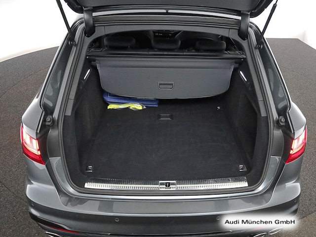 Audi S4 Avant Quattro