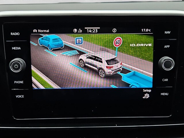 Volkswagen T-Roc 1.5 TSI DSG R-Line