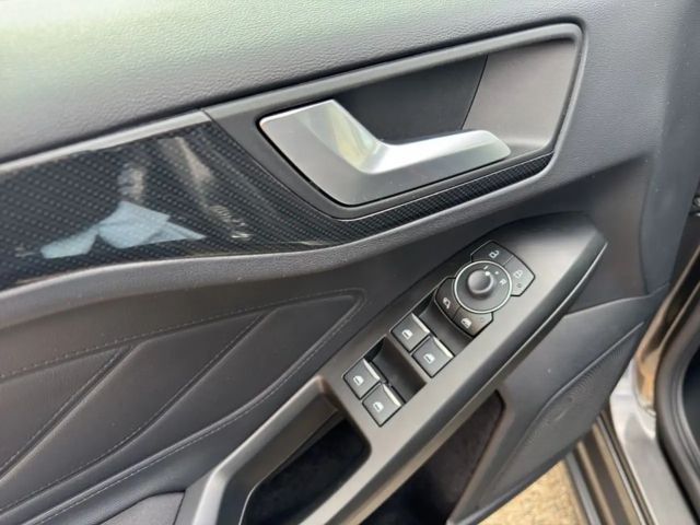 Ford Focus EcoBoost ST Line Wagon