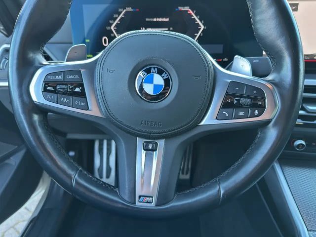 BMW 320 320i M-Sport Sedan