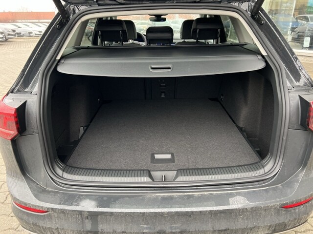 Volkswagen Golf 1.5 eTSI DSG Golf VIII Variant