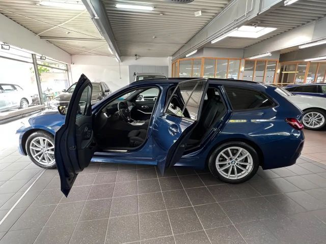 BMW 318 318d Touring