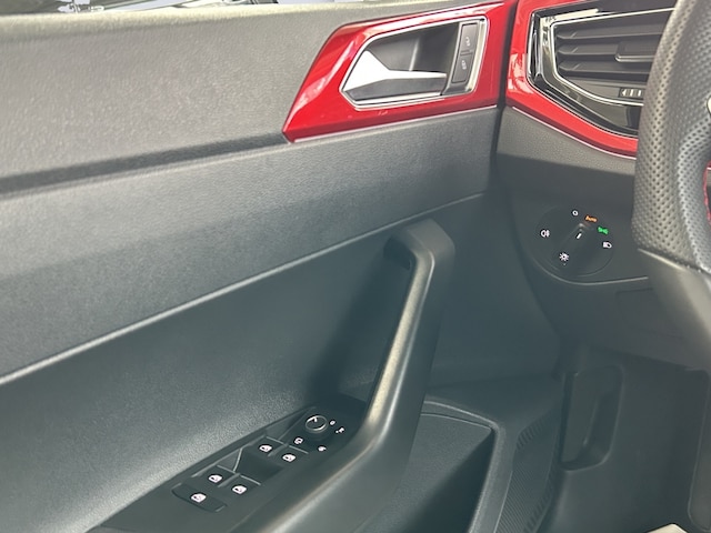 Volkswagen Polo 2.0 TSI