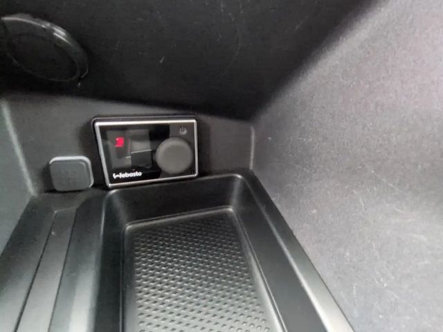 Volkswagen Caddy 2.0 TDI Combi DSG