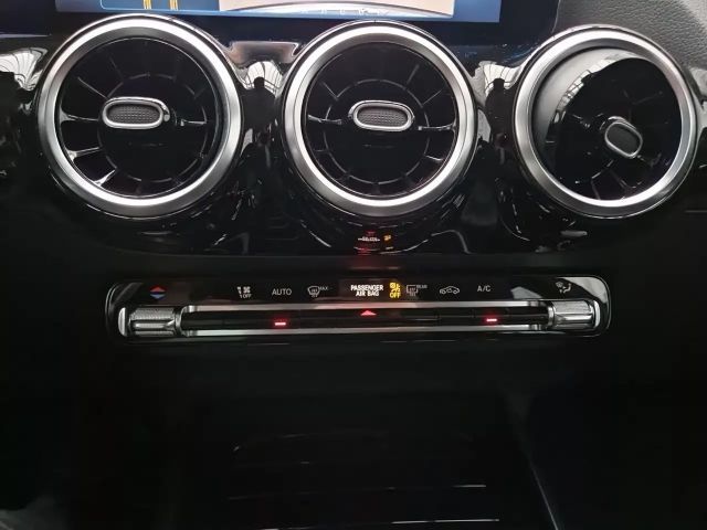 Mercedes-Benz GLA 200 GLA 200 d Progressive