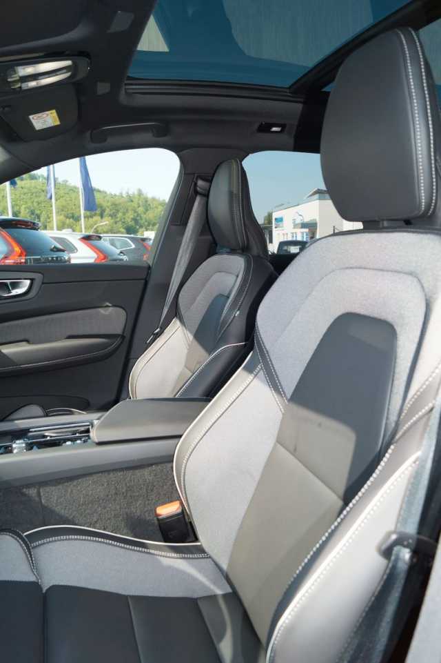 Volvo XC60 AWD Dark Ultimate