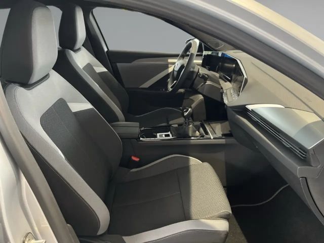 Opel Astra 1.2 Turbo Edition Turbo