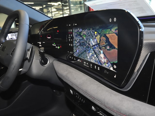 Audi A6 e-tron Avant Quattro