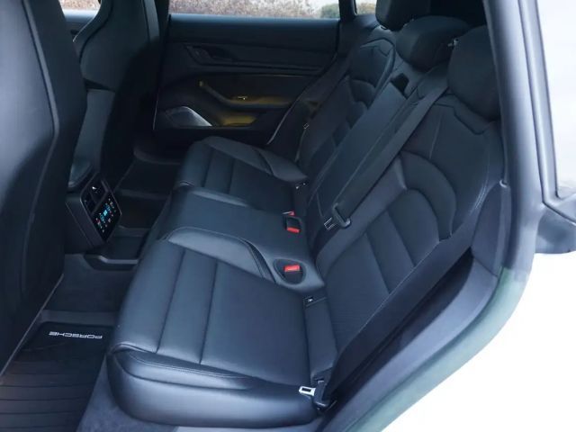 Porsche Taycan Sport Turismo Turbo