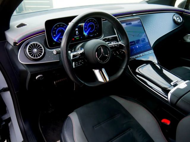 Mercedes-Benz EQE 350 AMG Line Sedan