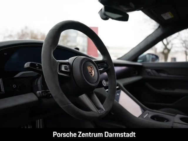 Porsche Taycan GTS