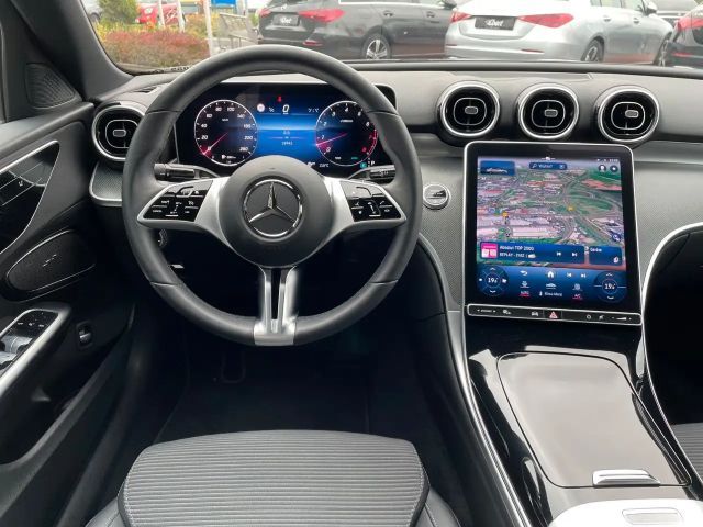 Mercedes-Benz C 180 AVANTGARDE Sedan