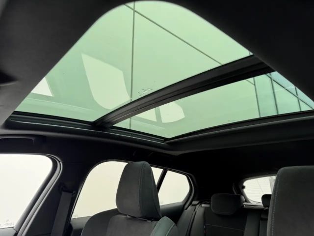 BMW 118 118d M-Sport Sedan