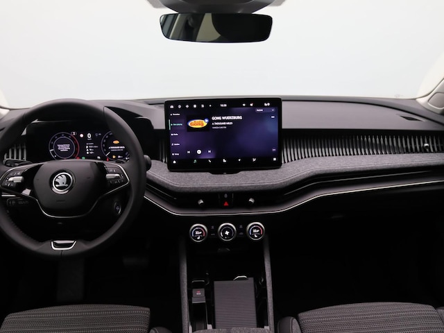 Skoda Superb 2.0 TDI Combi Selection