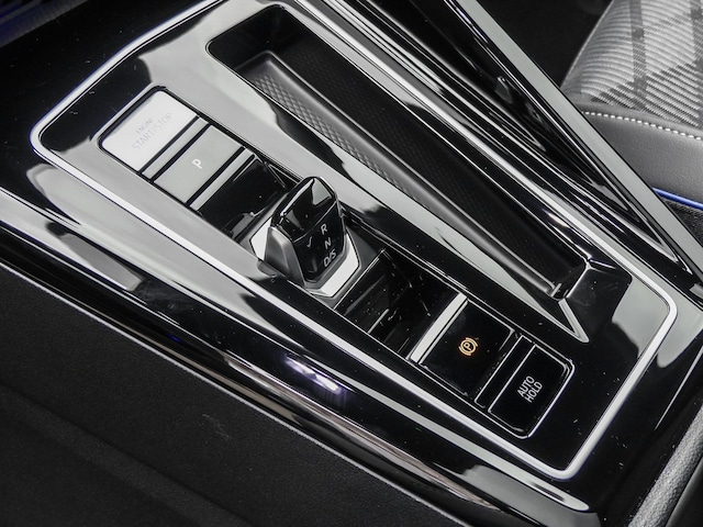 Volkswagen Golf 1.5 eTSI R-Line Variant