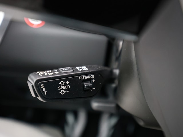 Audi A6 40 TDI Avant S-Tronic