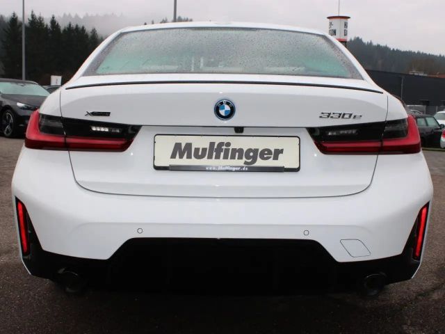BMW 330 330e M-Sport Sedan xDrive