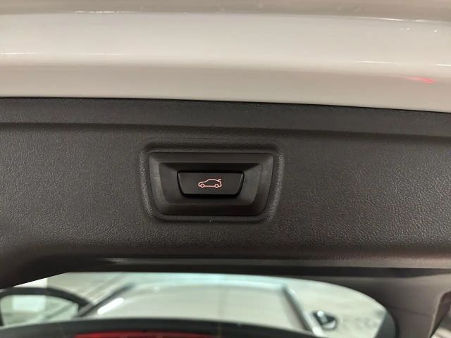 BMW 330 330i Touring xDrive