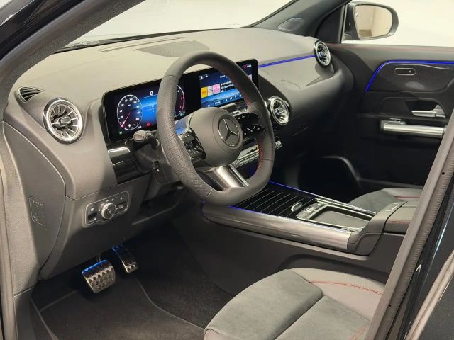 Mercedes-Benz GLA 200 4MATIC GLA 200 d